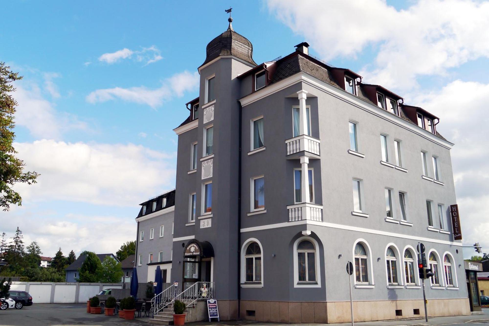 Hotel Grader Neustadt an der Waldnaab Exteriör bild